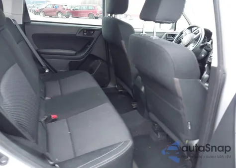 2017 Subaru Forester 2.5I Premium z USA, uszkodzony, nr VIN JF2SJAEC0HH805784